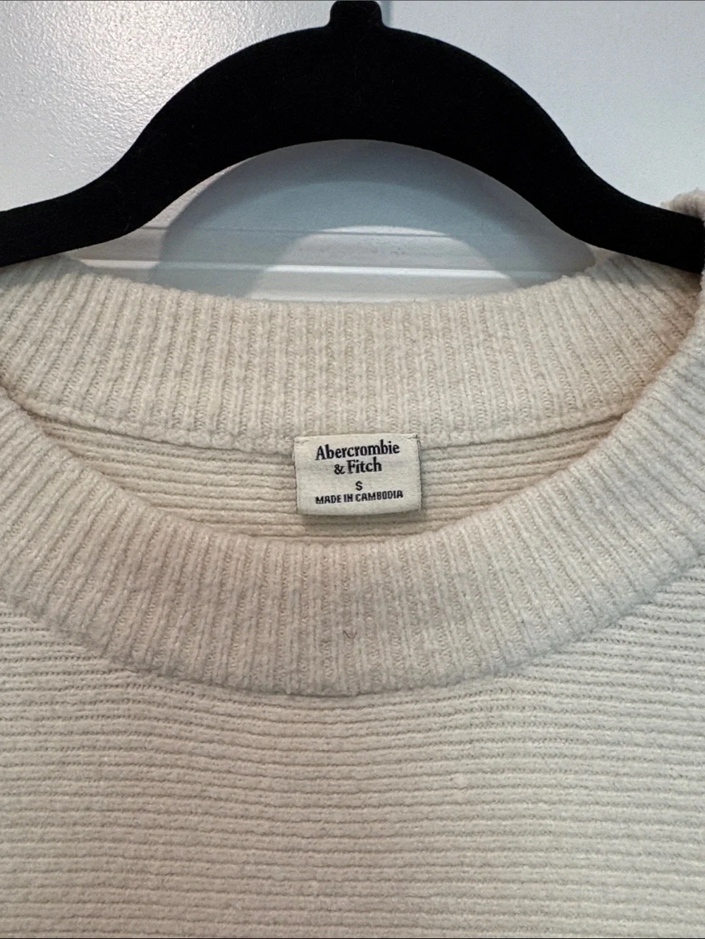 Abercrombie & Fitch Cream Ribbed Crewneck Sweater